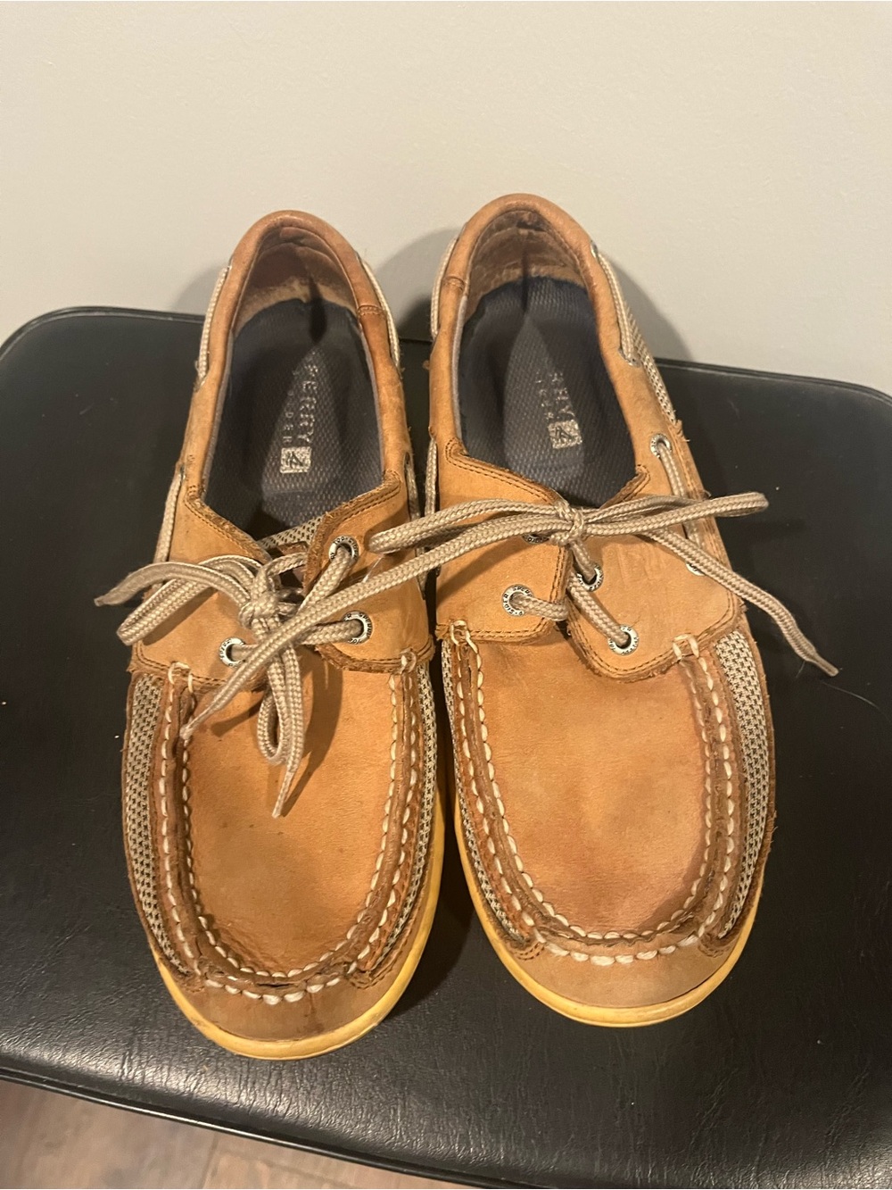 Sperry Cognac Leather Boat Shoes with Beige Laces